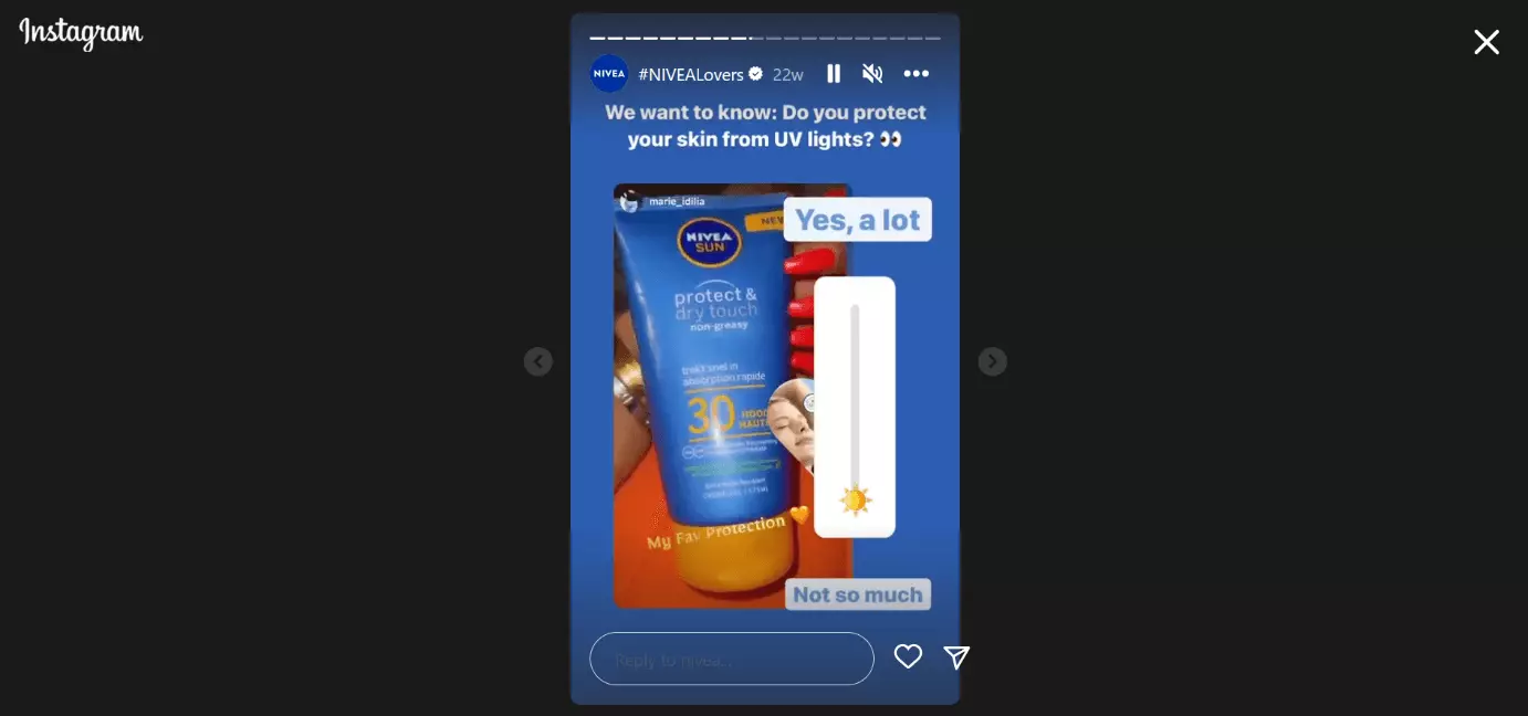 Imagen: Captura de pantalla de una historia de Nivea, en este caso, con un emoji deslizable